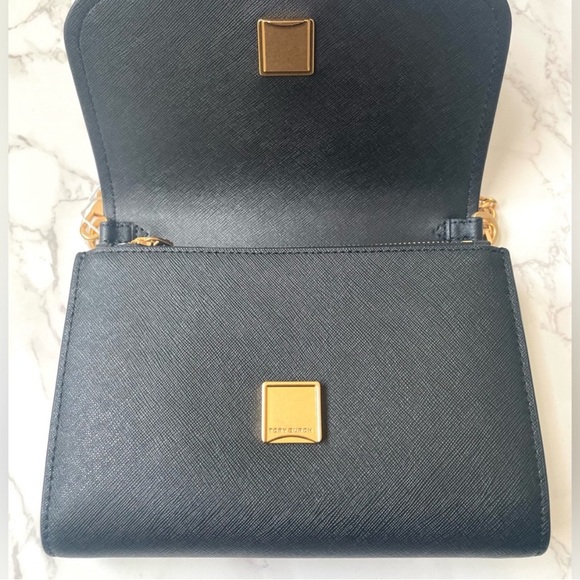 ❌SOLD❌ New Tory Burch Emerson Wallet on Chain Convertible Crossbody Black - Picture 7 of 9